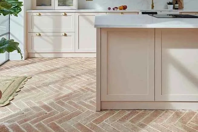 Best Tiles for Kitchens: A UK Homeowner Guide
