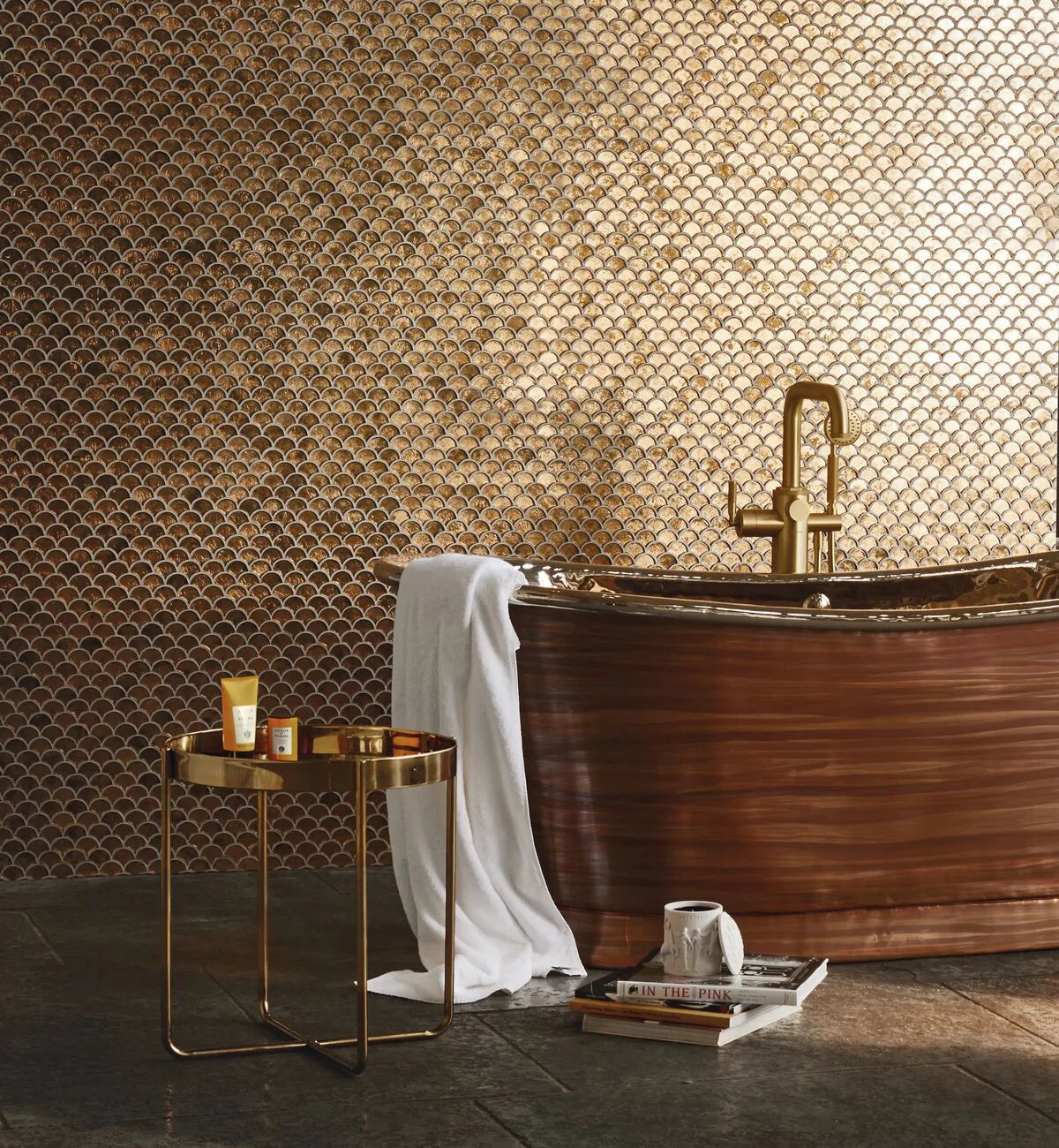 Metallic Vitreum Aurum Fan Gold Glass Tile