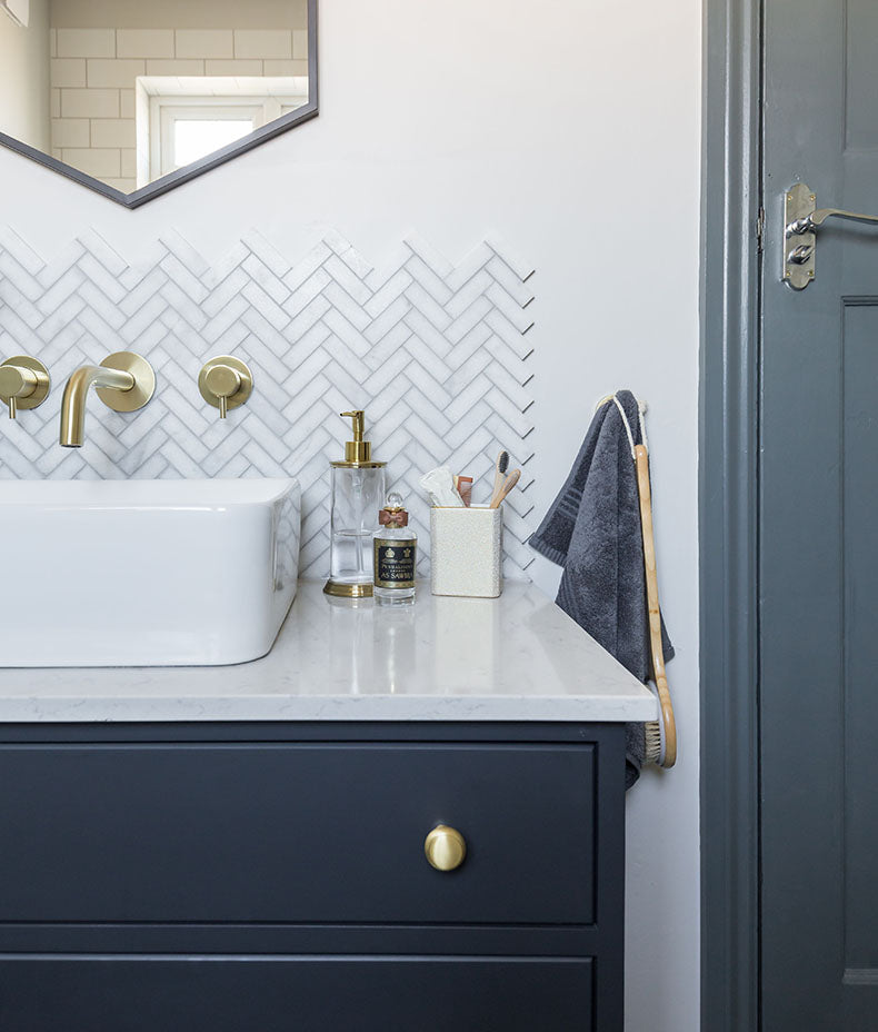 Long Island Marble Herringbone Mosaic 34cm