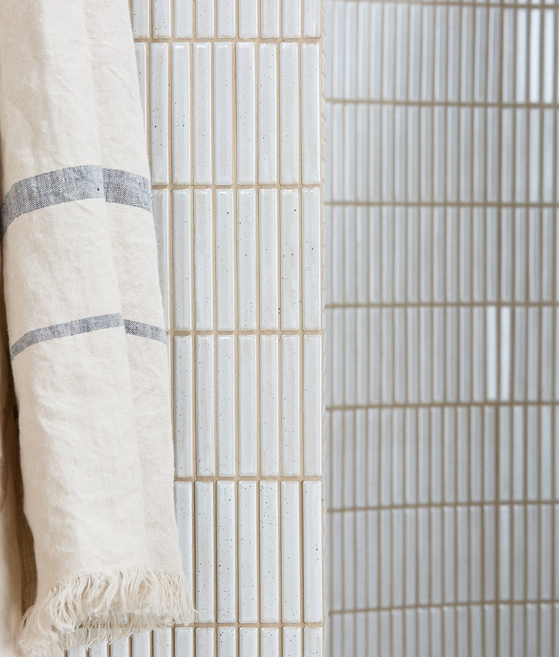 Bamboo Porcelain Mosaic Vintage White 28.4x29.5cm Sample