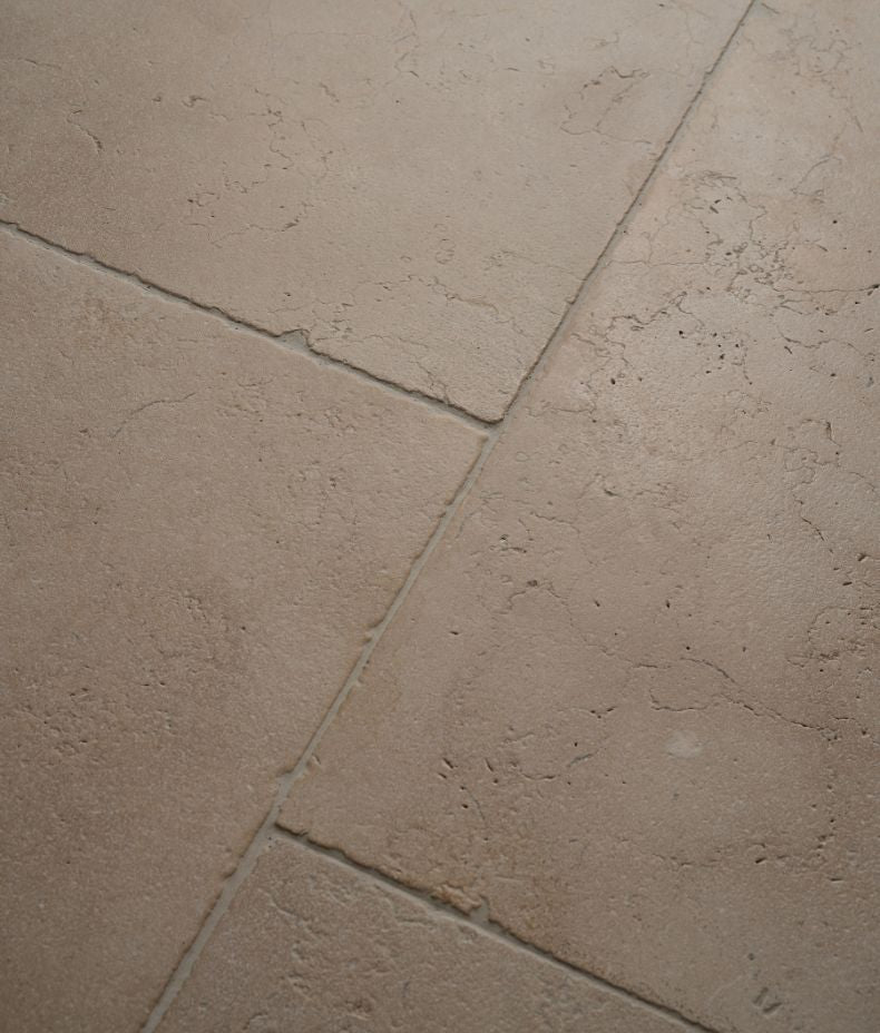 Bergamo Limestone Lightly Seasoned Finish 40x40cm Sample