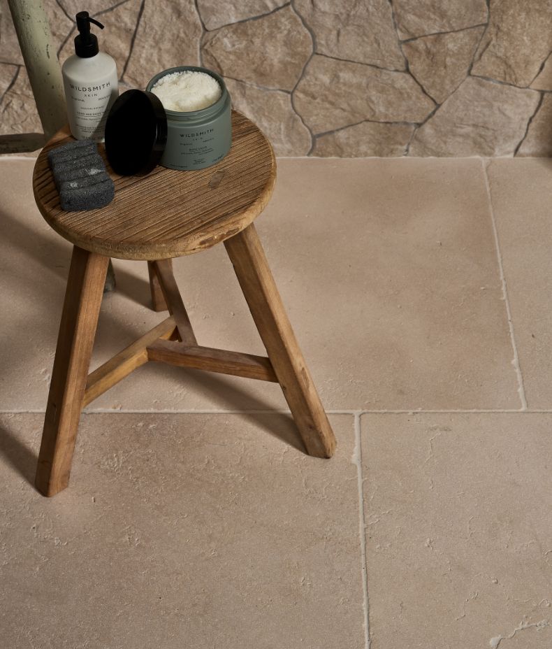 Bergamo Limestone Lightly Seasoned Finish 40x40cm