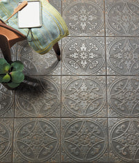 Brooklyn Embossed Ceramic 33cm Sample