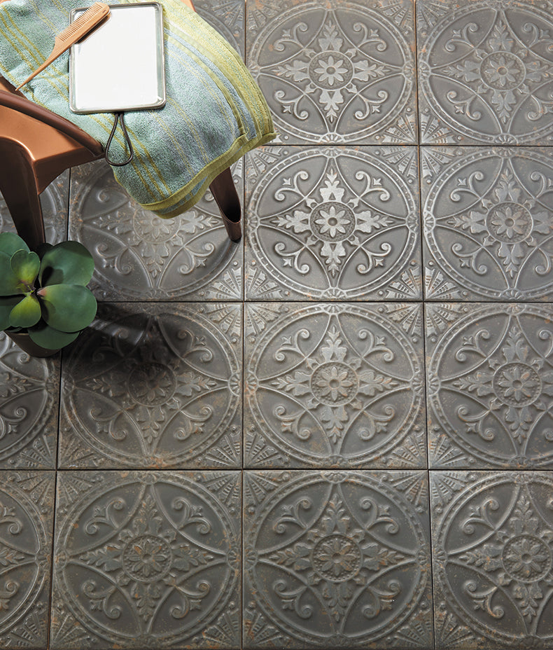 Brooklyn Embossed Ceramic 33cm Sample
