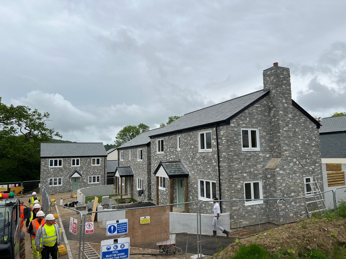 Nordic Stone Slips House