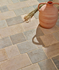 Castilan Limestone Cobbles Tumbled 15xRandomcm