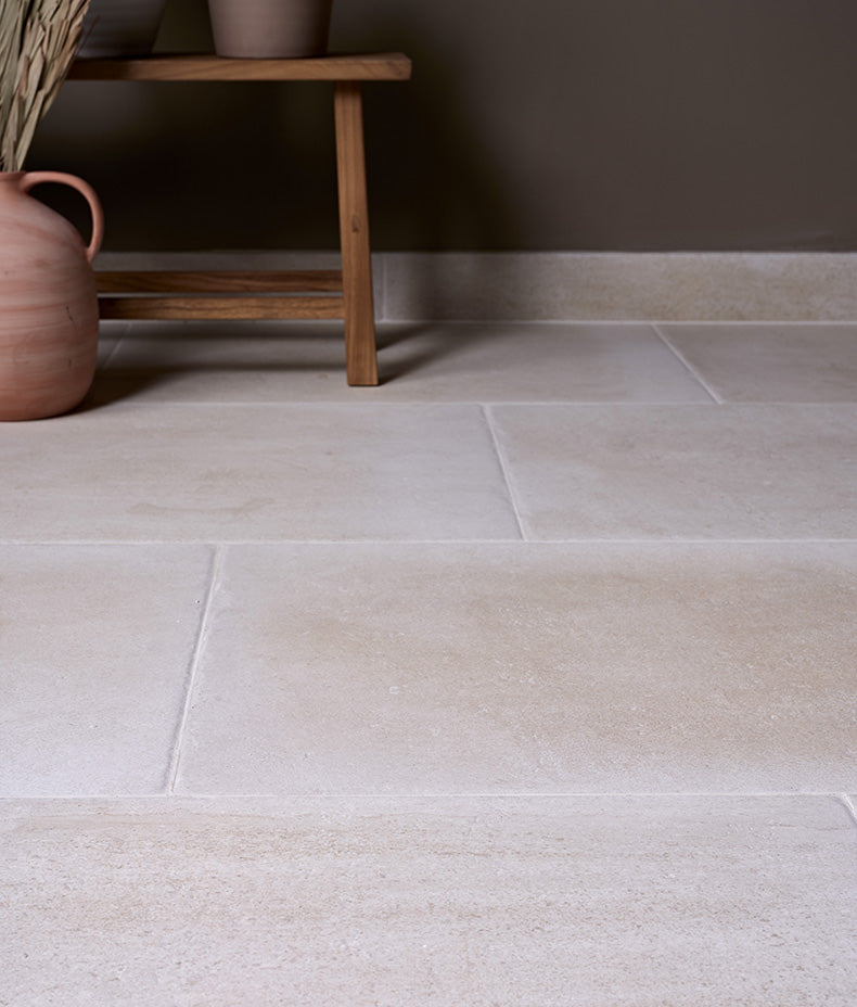 Chineford Porcelain 60.4cm Sample