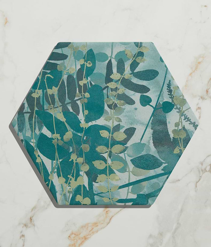 Jungle Porcelain by Clarissa Hulse 21.5cm