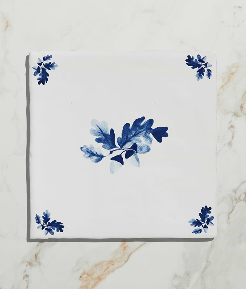 Dyrham Dairy Ceramic Oak Leaf Corner 13cm