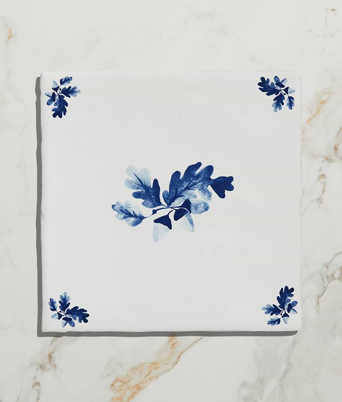 Dyrham Dairy Ceramic Oak Leaf Corner 13cm