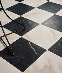 East Village Porcelain Nero 29.5x29.5cm Sample