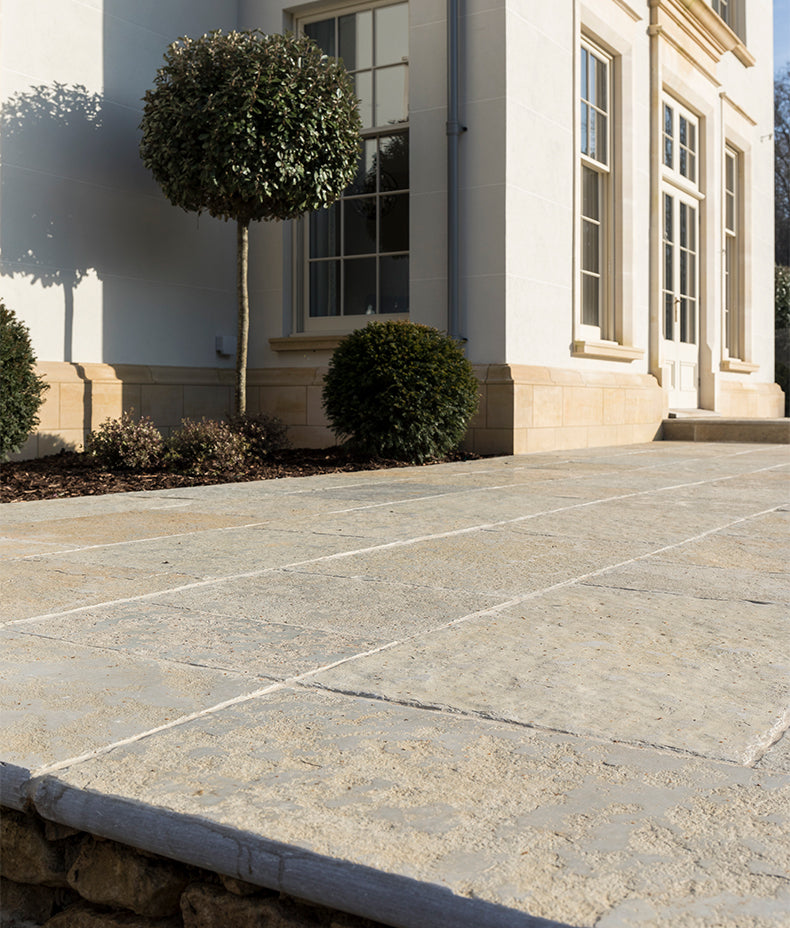 Trusloe Limestone Paving Seasoned Finish 60x90cm