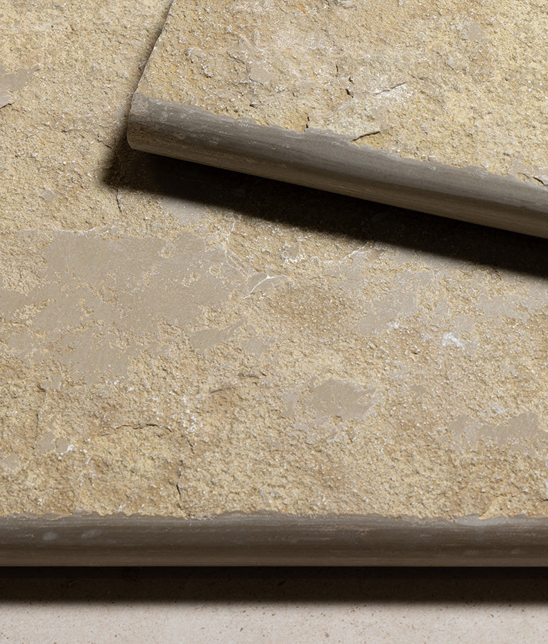 Trusloe Limestone Seasoned Bullnose Coping 40cm Sample