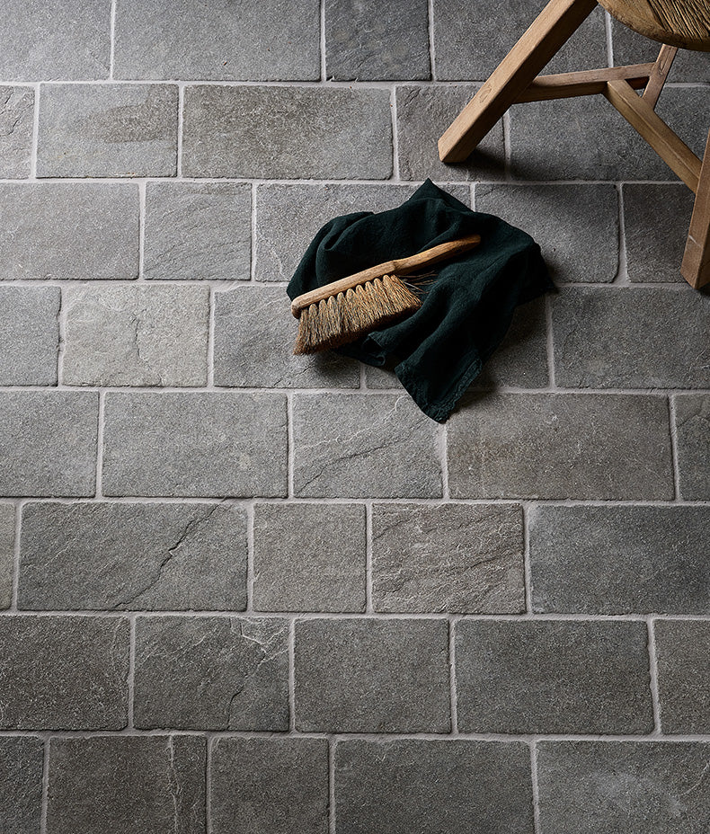 Galway Limestone Cobbles Seasoned Finish 15xRandomcm
