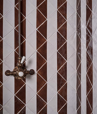 STUDIO Jamboree Handpainted Ceramic Chocolate Tri 13x13cm Sample