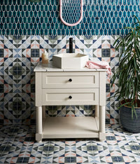 Kaleidoscope Porcelain Skipper 22.5cm