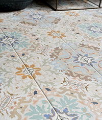 Kashmir Porcelain Pastel 22.5cm Sample
