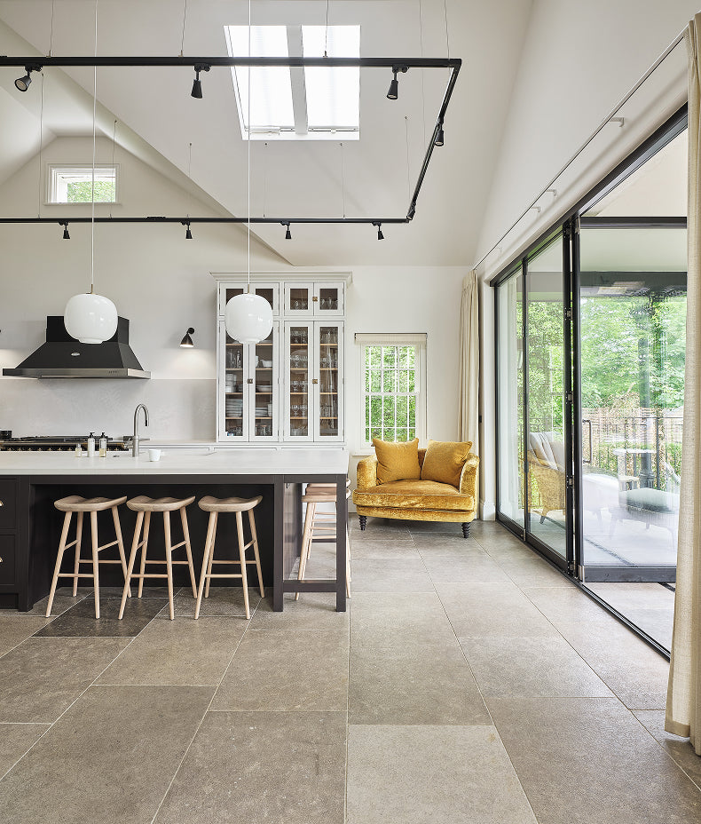 Kimmeridge Limestone Tumbled & Etched Finish 60xRandomcm Sample