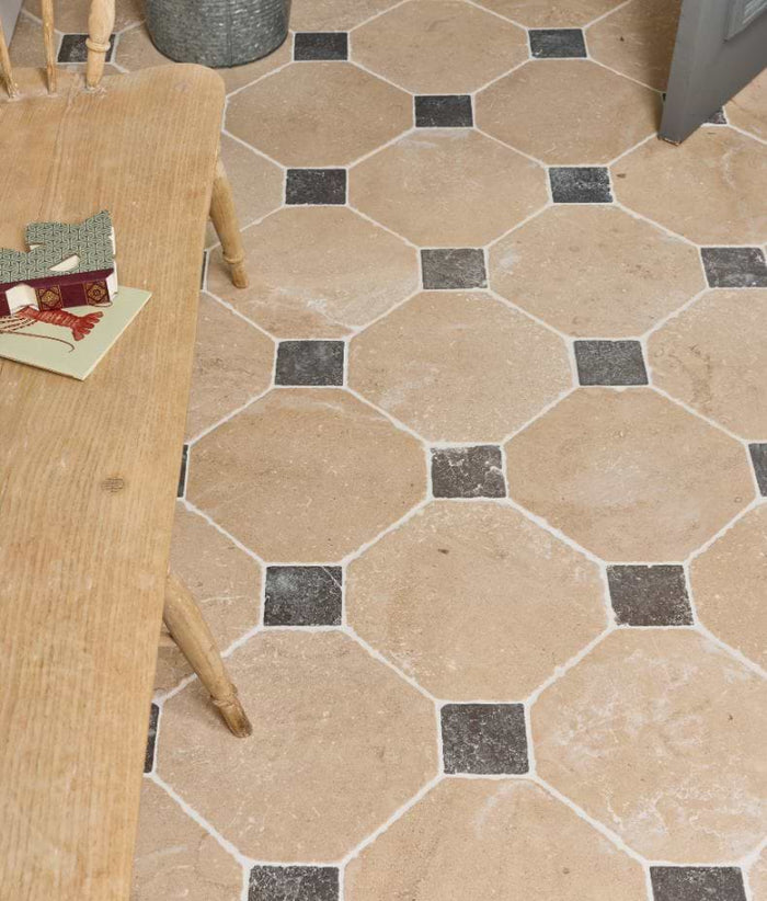 Lacock Limestone Heritage Finish Octagons & Hazlebury Cabochons 30.5cm Sample