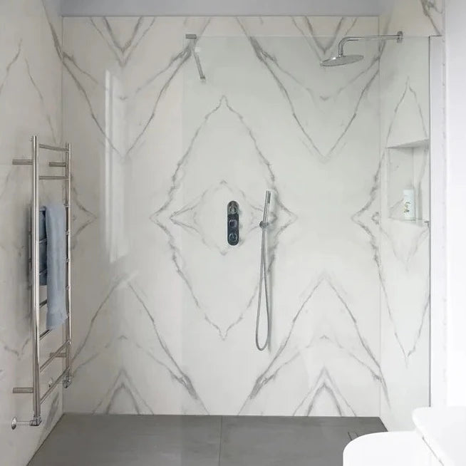 Magnifique Marble Effect, Stataurio, £95.00/ M2 Marble Effect Tiles White Tile Ca Pietra