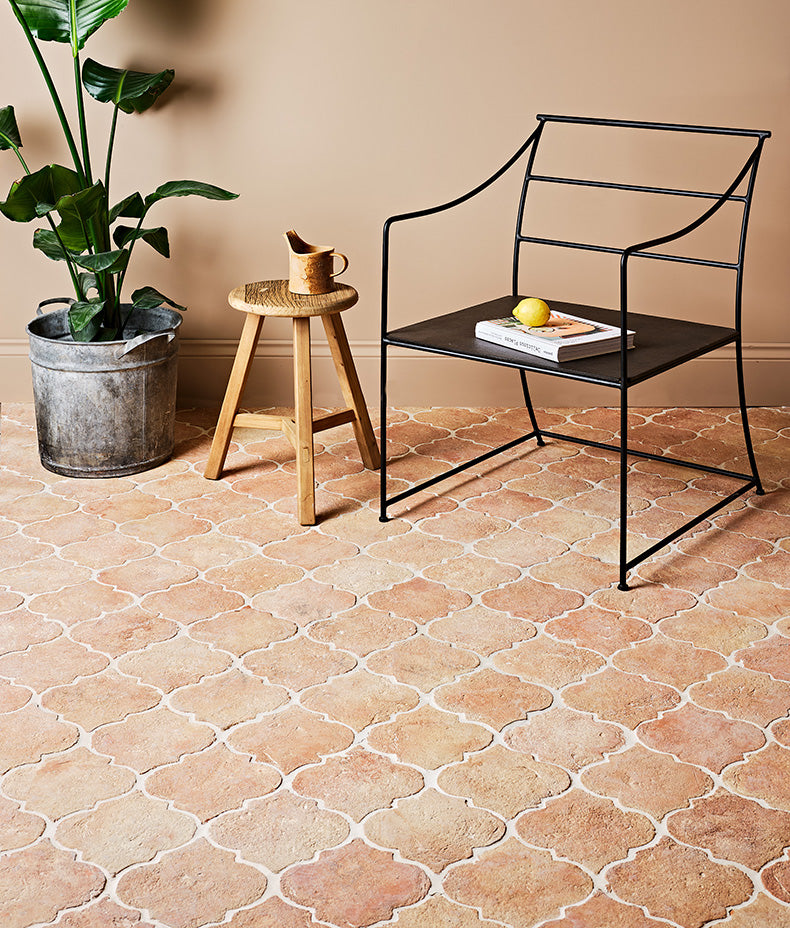 Marlborough Terracotta Arabesque 20cm