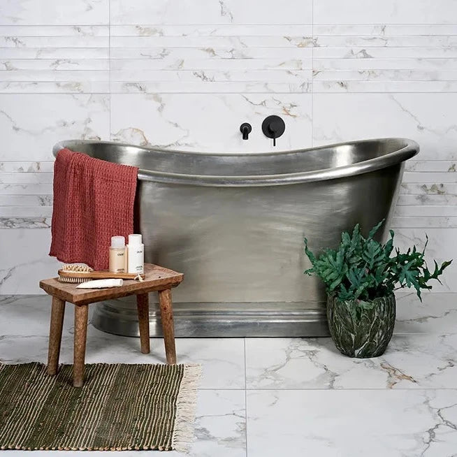 Muscat Porcelain, 2 sizes, from £62.00/ M2 Marble Effect Tiles White Tile Ca Pietra