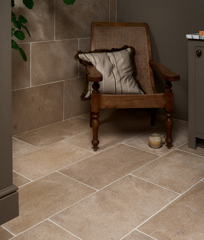 Buscot Blend Limestone Tumbled Finish 40xRandomcm