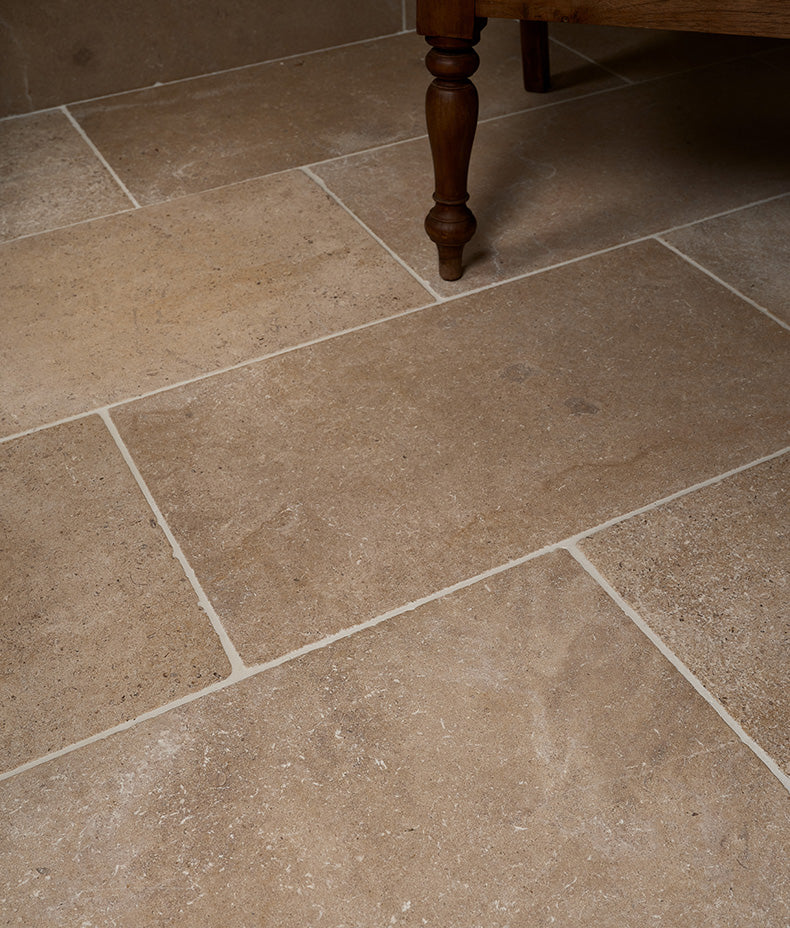 Buscot Blend Limestone Tumbled Finish 40xRandomcm