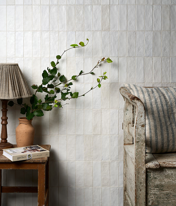 Oasis Veloute Ceramic White Matt 6.5x20cm