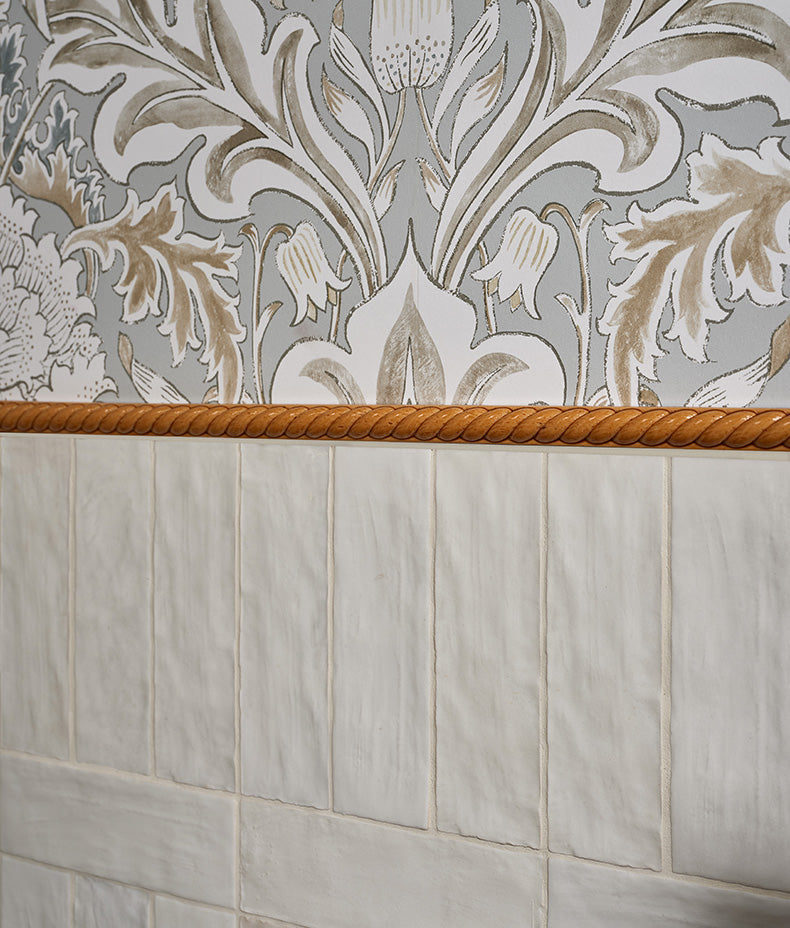 Oasis Veloute Ceramic White Matt 6.5x20cm Sample