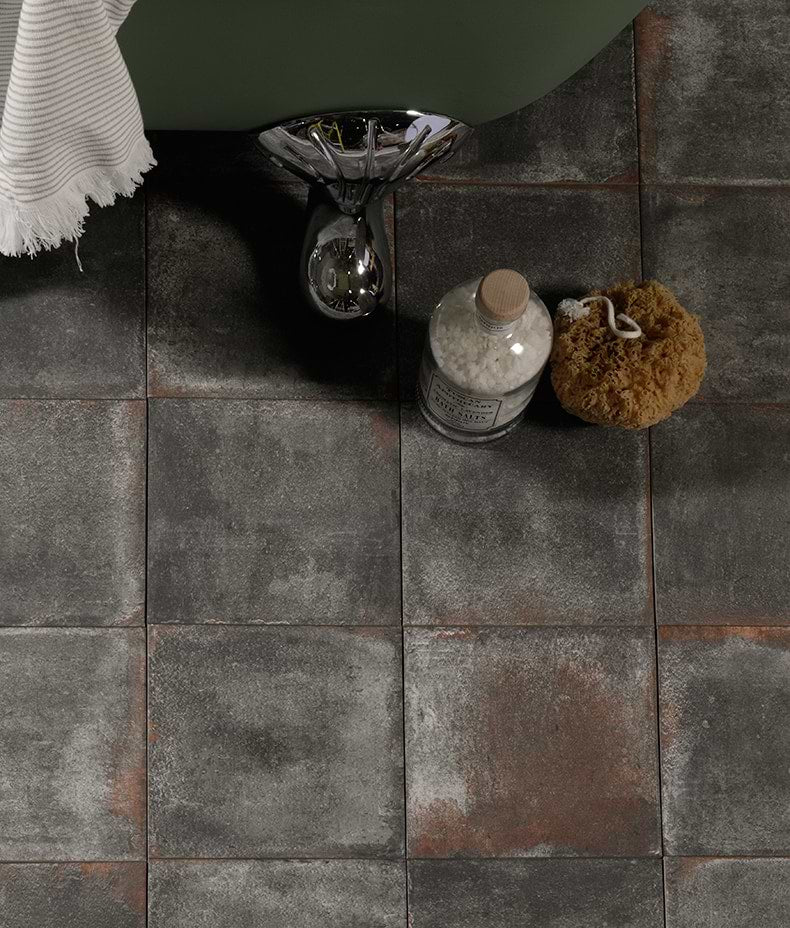 Osterley Porcelain Black Square 22.5cm Sample
