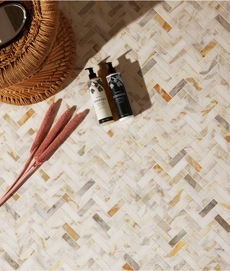 Palazzo Oro Honed Herringbone Mosaic Marble 31.5cm Sample