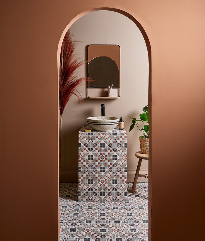 Pavilion Porcelain Russet Red 28cm Sample