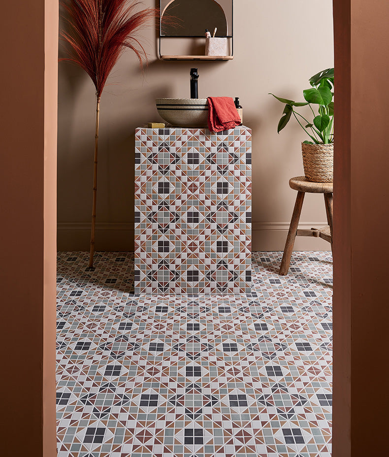 Pavilion Porcelain Russet Red 28cm Sample