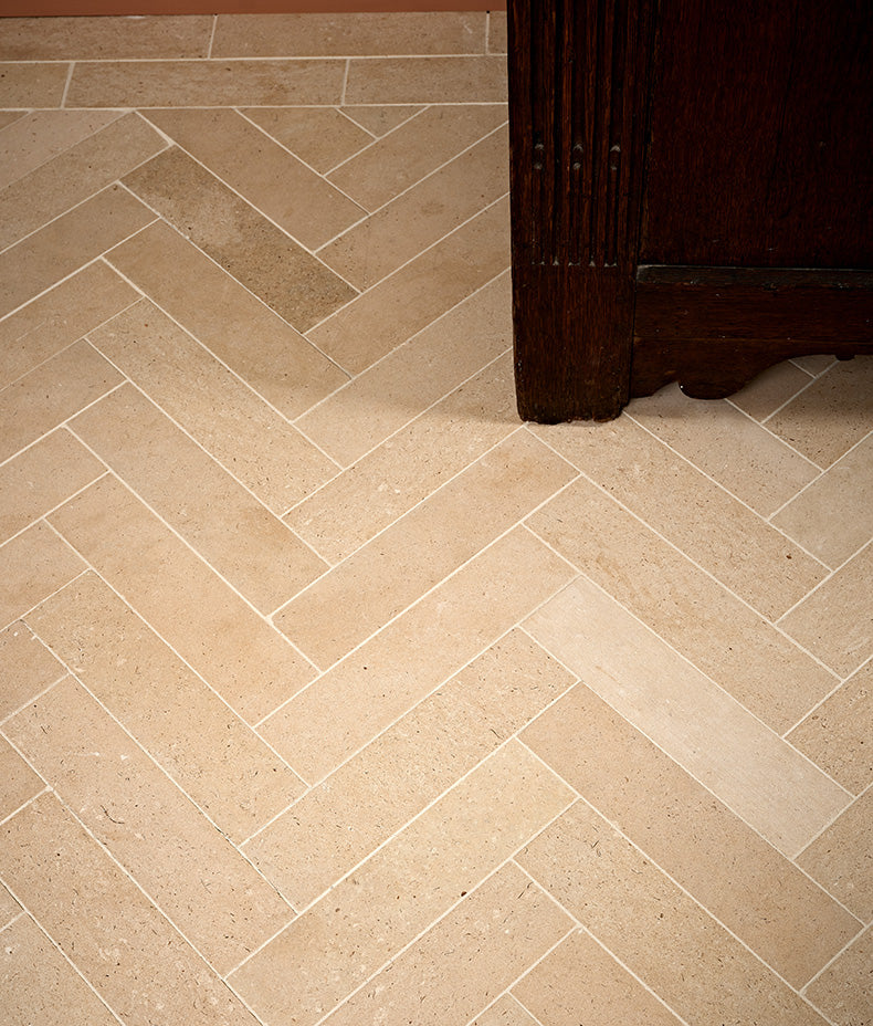Portland Limestone Parquet Honed 60xRandomcm Sample