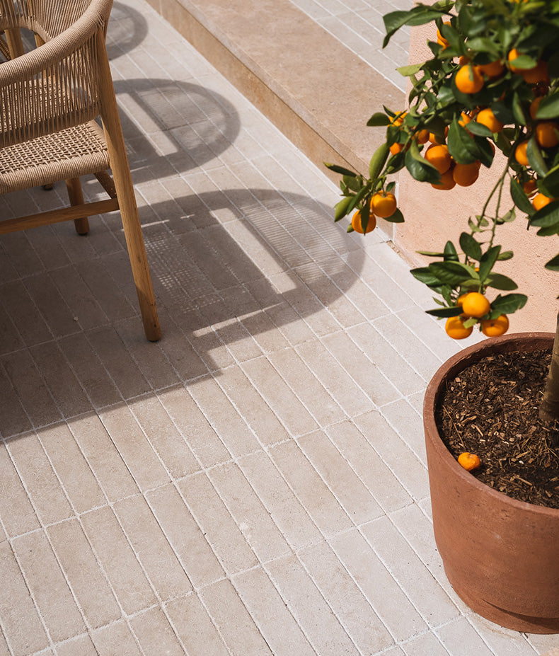 Reform Composite Stone Tumbled Bianco 25x25cm Sample