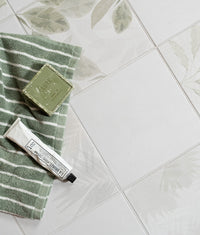Signature Porcelain Mist 20cm Sample