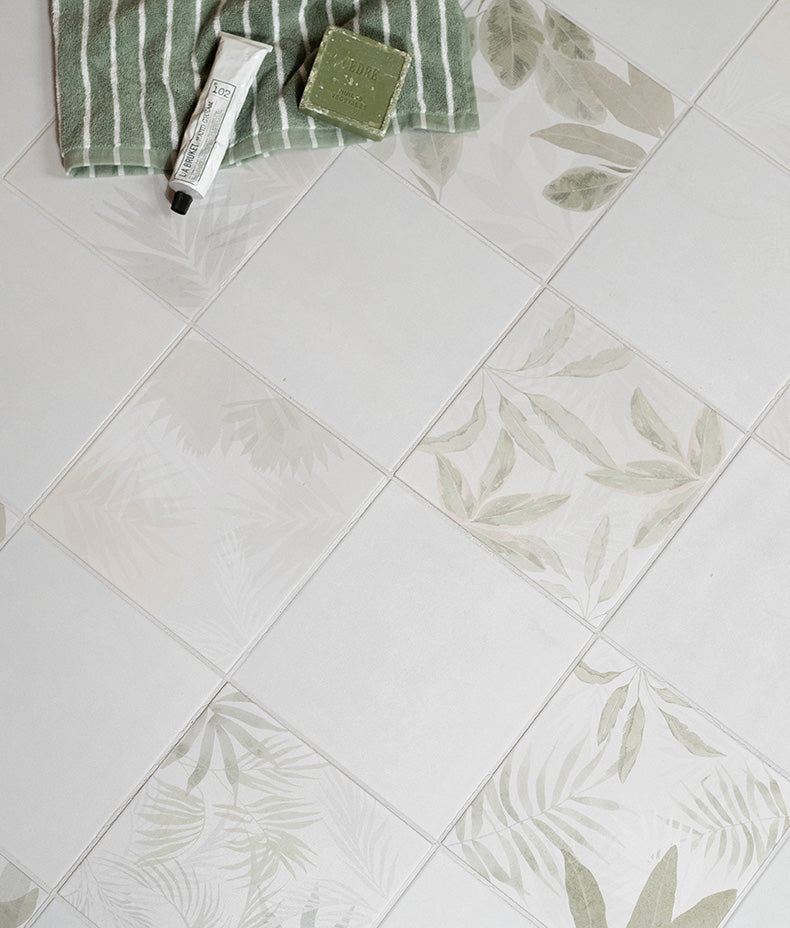 Signature Porcelain Mist 20cm