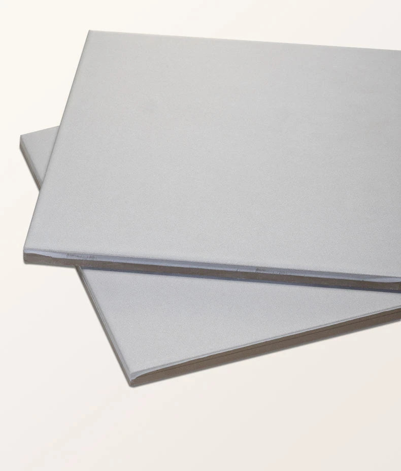 Signature Porcelain Mist 20cm