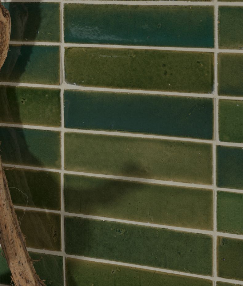 Stone Glaze Ceramic British Green Gloss Brick 5x20cm Sample