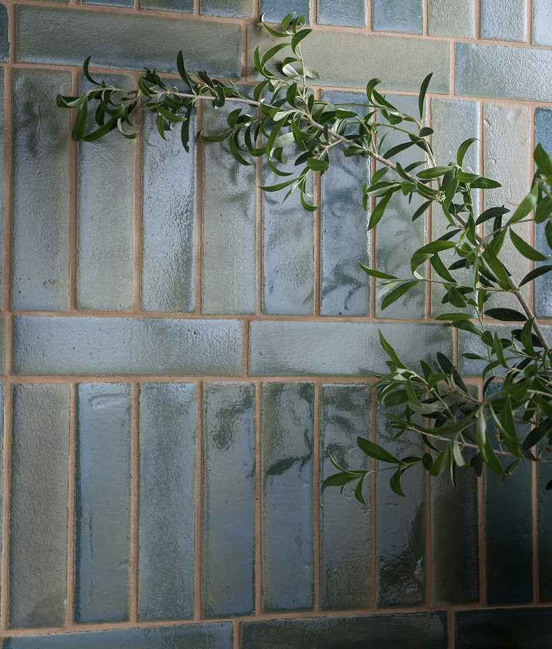 Stone Glaze Ceramic Winter Pond Gloss Brick 5x20cm Sample