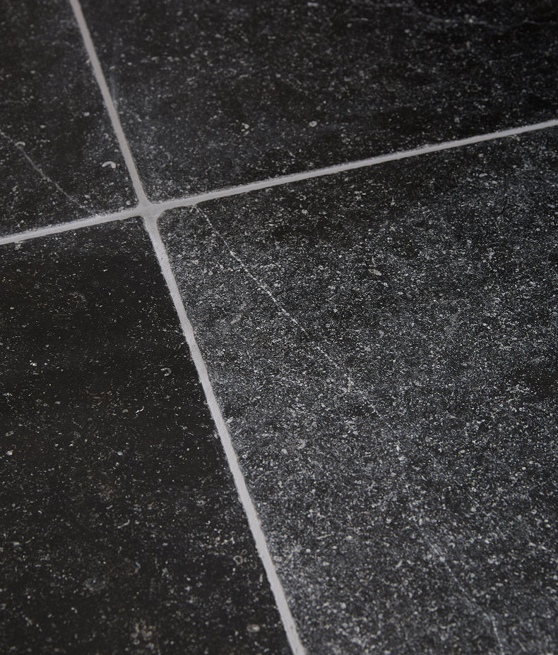 Tora Blue Limestone Tumbled Finish 40x40cm Sample