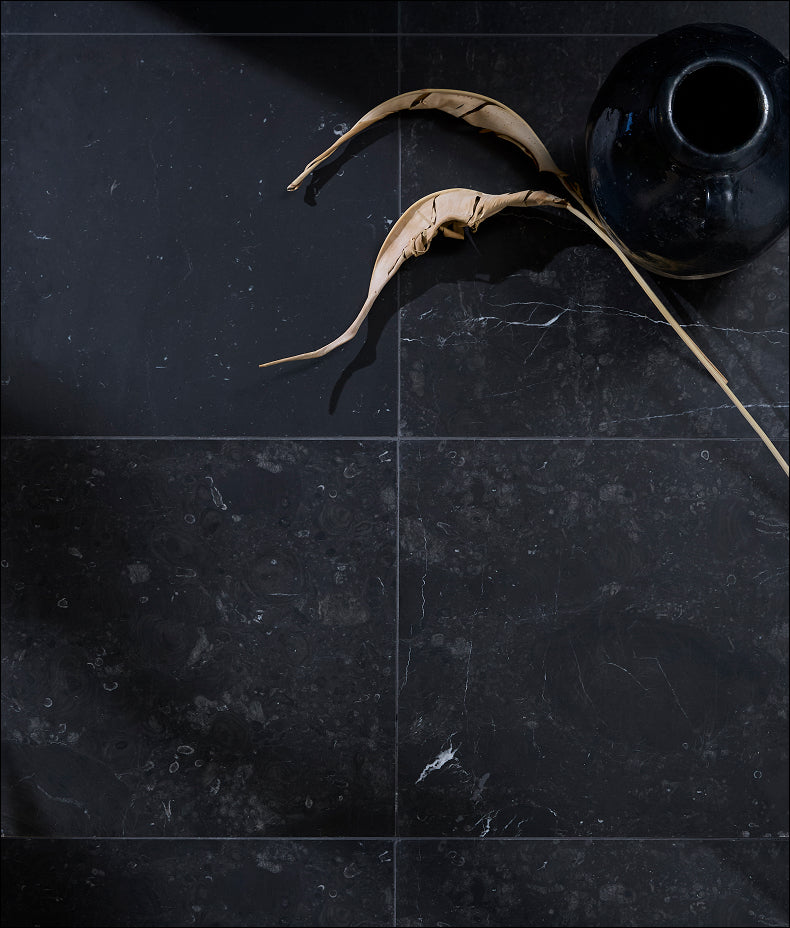 Versailles Marble Noir Honed 45.7x45.7cm Sample