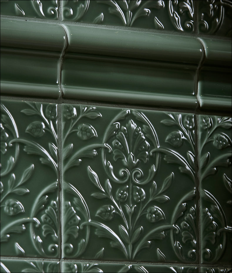 Victorian Style™ Wall Ceramic Hampton Court Vines Cabbage Green Gloss 15x15cm