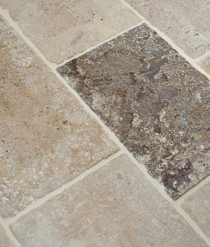 Vieux Bourgogne Limestone Cobbles Weathered Finish 15xRandomcm