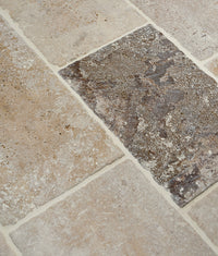 Vieux Bourgogne Limestone Cobbles Weathered Finish 15xRandomcm Sample