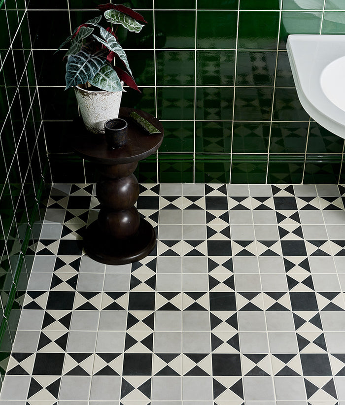 Victorian Style™ Wall Ceramic Olive Green Skirting Crackle Glaze 15x15cm Sample