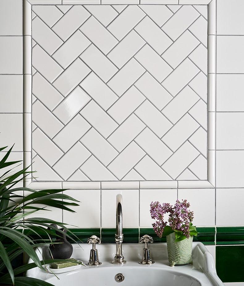 Victorian Style™ Wall Ceramic Antique White Simple Beading Crackle Glaze 3x15cm Sample