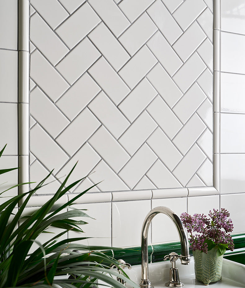 Victorian Style™ Wall Ceramic Antique White Simple Beading Crackle Glaze 3x15cm Sample