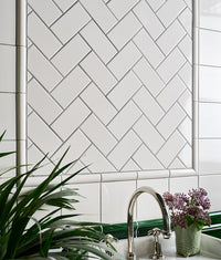 Victorian Style™ Wall Ceramic Antique White Simple Beading Crackle Glaze 3x15cm Sample